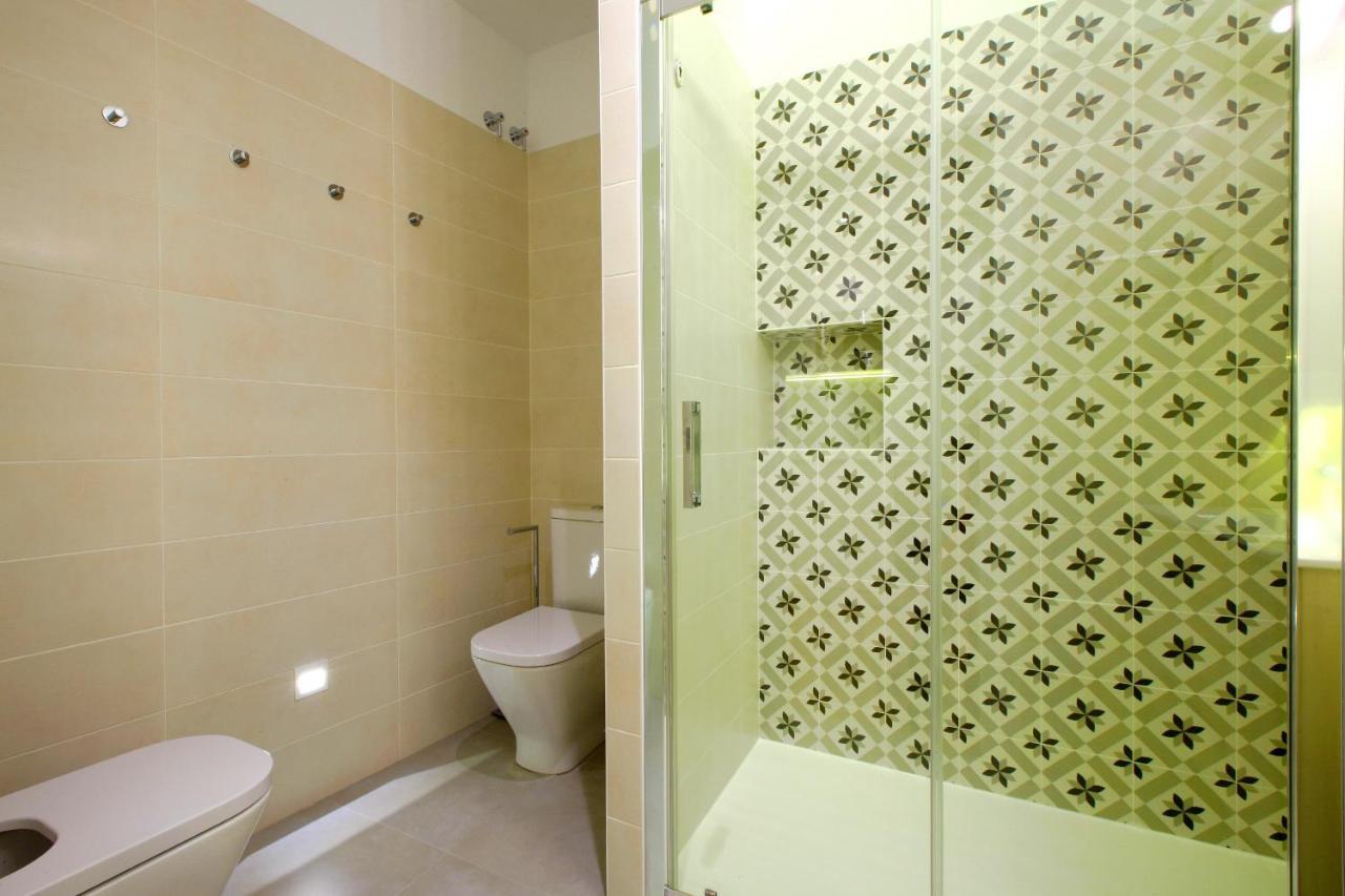 Prado Suite Madrid Exterior foto