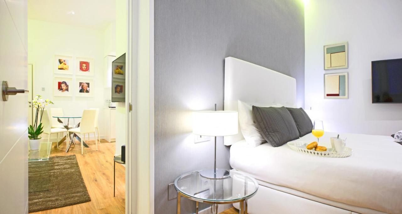 Prado Suite Madrid Exterior foto