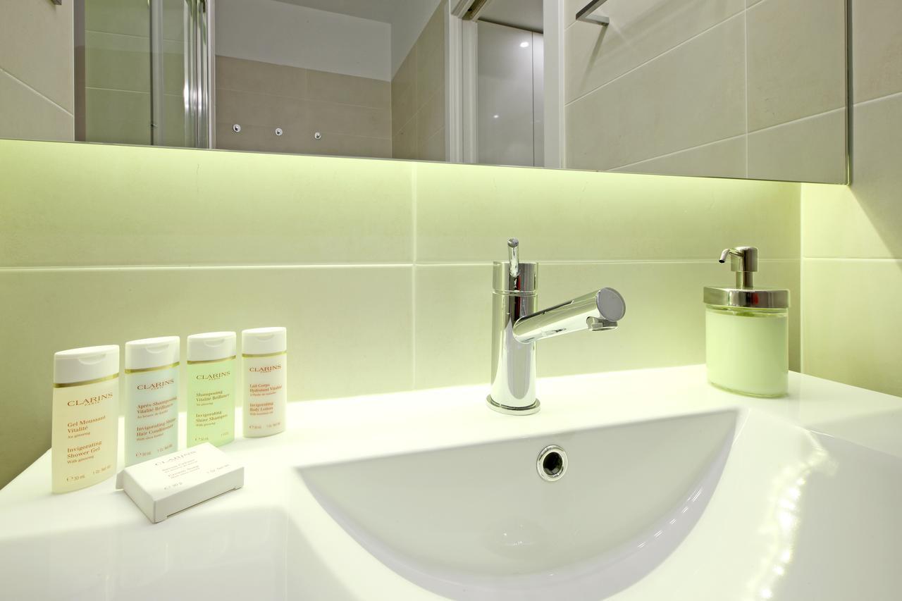 Prado Suite Madrid Exterior foto
