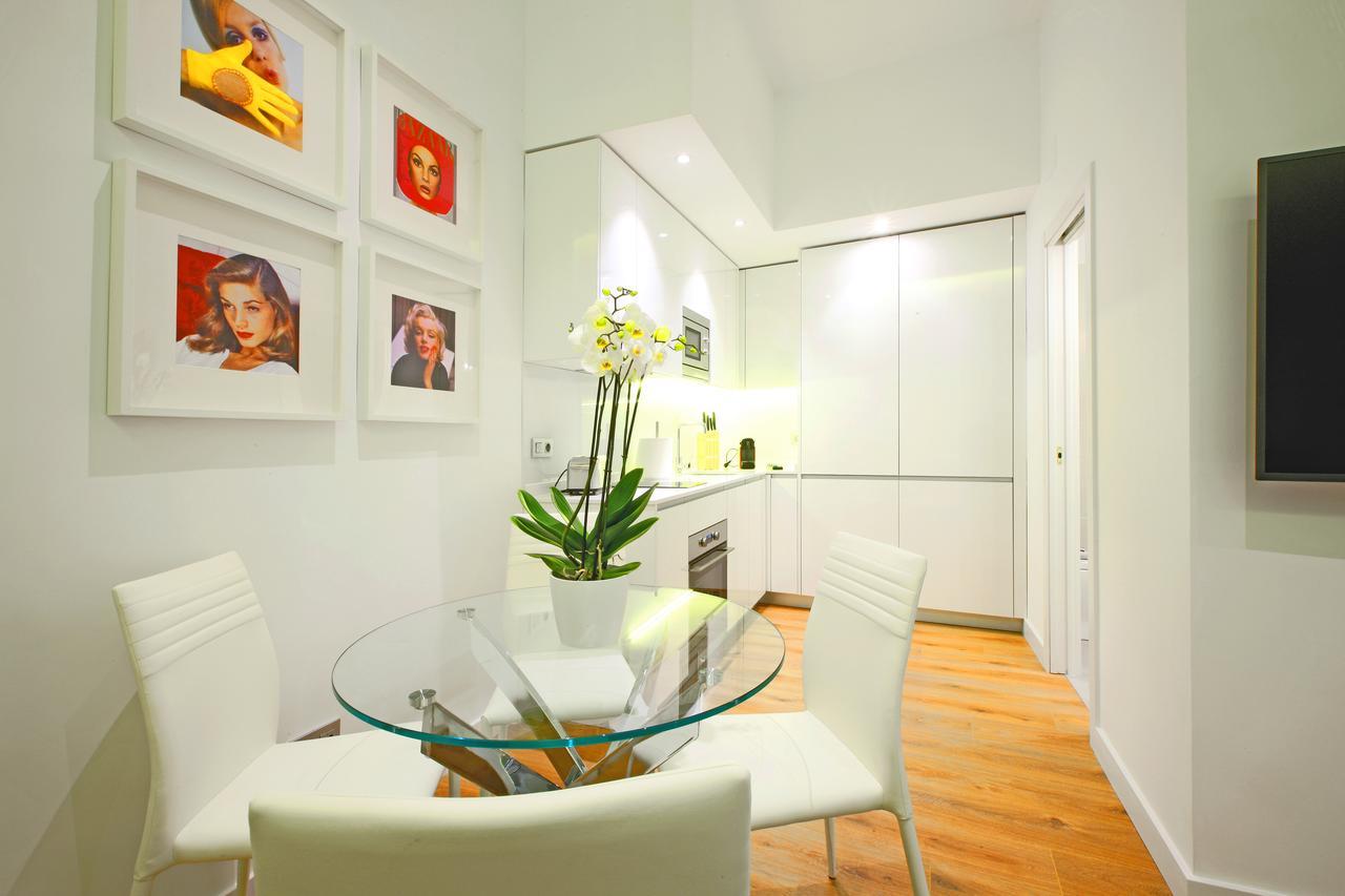 Prado Suite Madrid Exterior foto