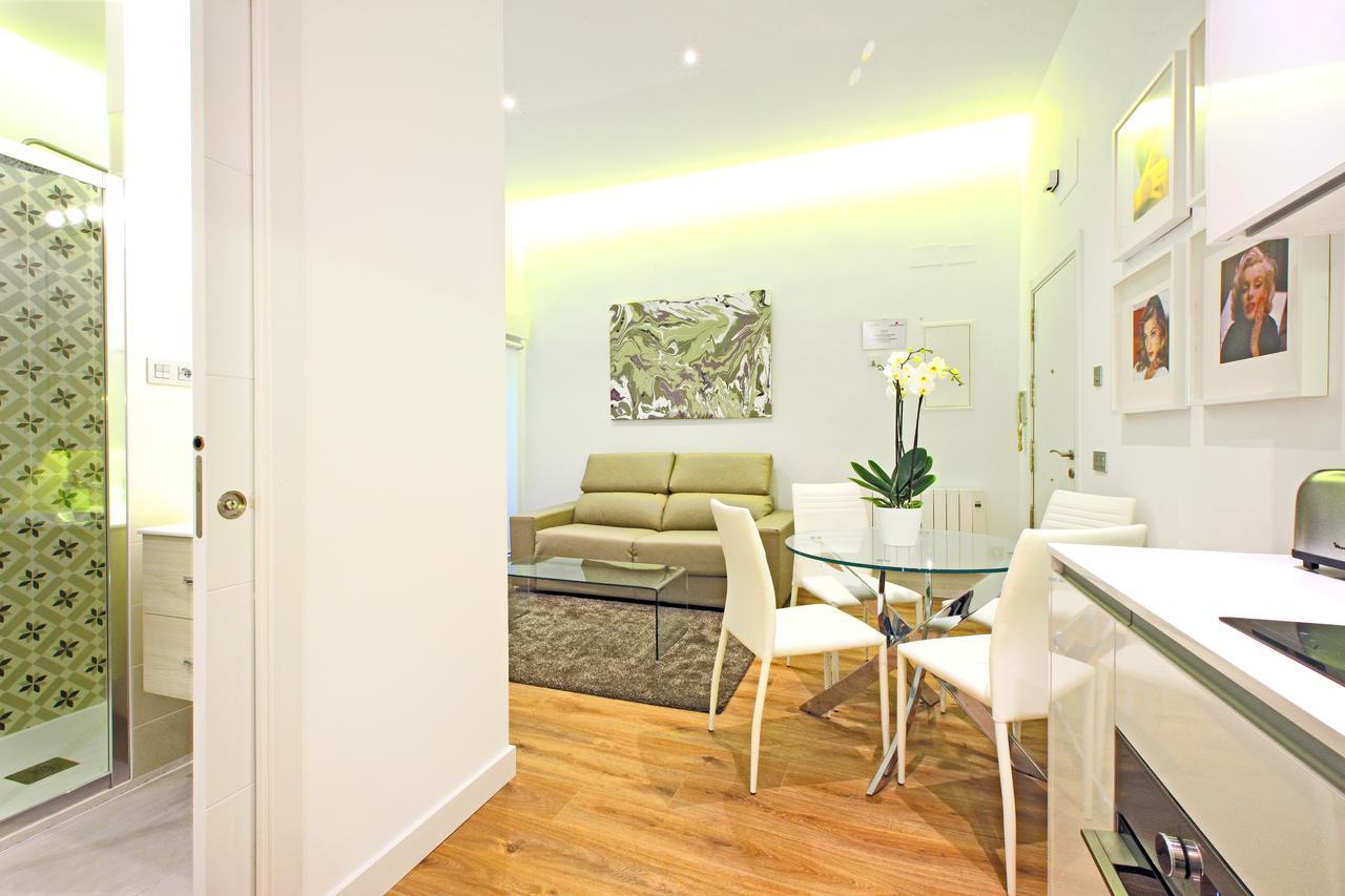 Prado Suite Madrid Exterior foto