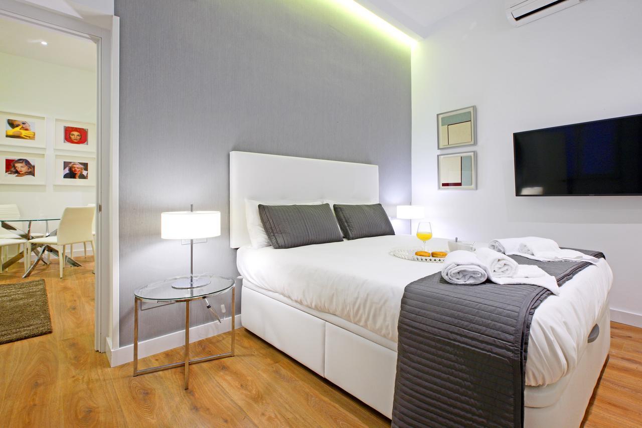 Prado Suite Madrid Exterior foto