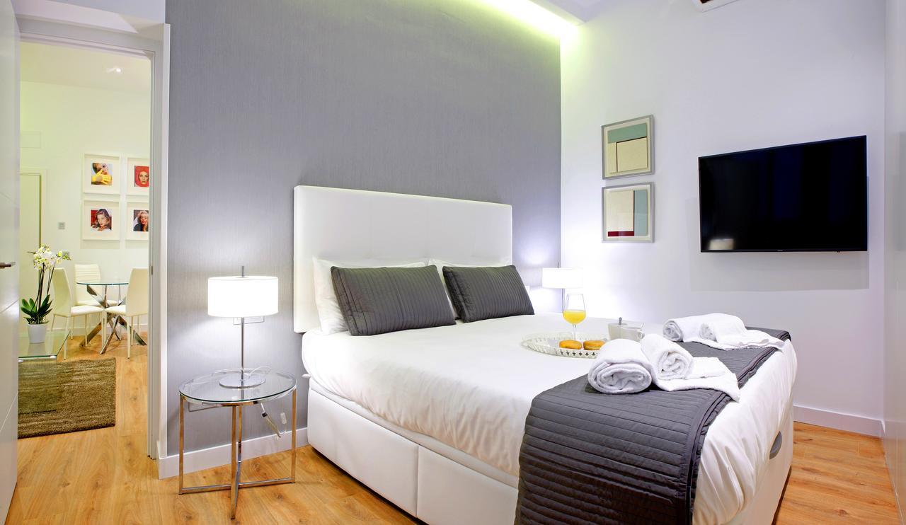 Prado Suite Madrid Exterior foto